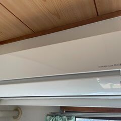 ①【売ります！】エアコン（中古）2022年製 HITACHI 白くまくん(1台目)