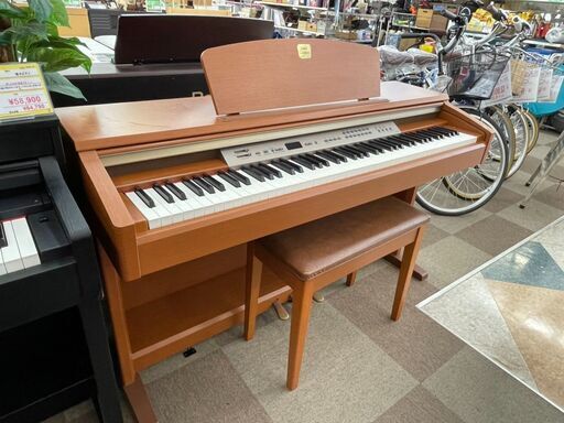 YAMAHA(ヤマハ) Clavinova(グラビノーバ) 電子ピアノ  ♬定価￥129,600♫ 2004年 CLP-120  88鍵