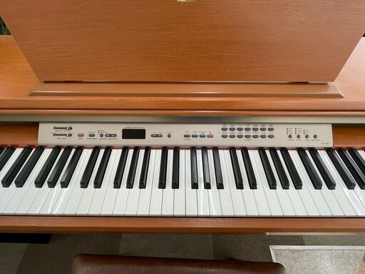 YAMAHA(ヤマハ) Clavinova(グラビノーバ) 電子ピアノ  ♬定価￥129,600♫ 2004年 CLP-120  88鍵