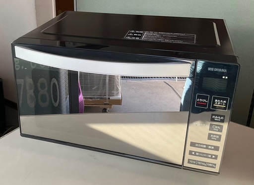 【RKG-125】特価！アイリスオーヤマ/フラット電子レンジ/MO-FM1804-B/中古品/2020年製