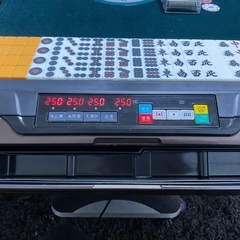 【限界値下】デジタル点数表示付き全自動麻雀卓　椅子4脚付　