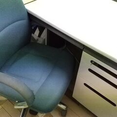 【地域限定】　事務机・椅子のセット
