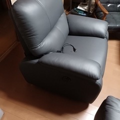 本日限定特価！2/17までの出品！ 高級電動リクライニングソファ【中古】