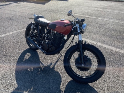 ヤマハSR400 カフェレーサー仕様