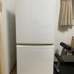 【取引先決定済】<冷蔵庫>シャープ ノンフロン冷凍冷蔵庫 2014年製