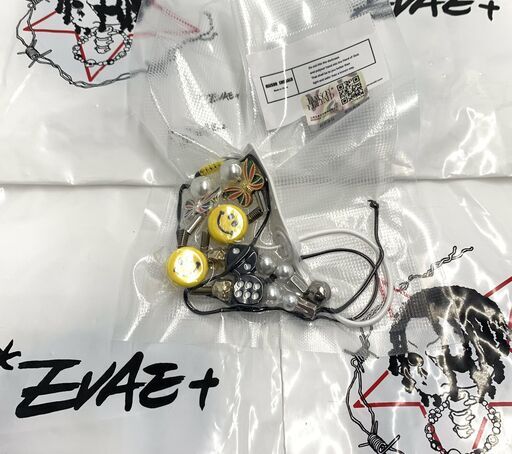 EVAE MOB エバ― モブ EVAE+ MOB Smiley Pearl Necklace ネックレス メンズ レディース ユニセックス SALUTE サル―テ スマイリー パール ネックレス ダイス スマイル 蝶 バタフライ スカル A$AP Rocky