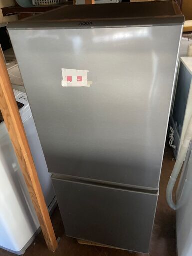 ☆中古￥12,800！【会員価格￥11,800】AQUA　126㍑2ドア冷蔵庫　家電　2019年製　AQR-13H(S)型　幅48cmｘ奥行56cmｘ高さ116cm　【BK057】