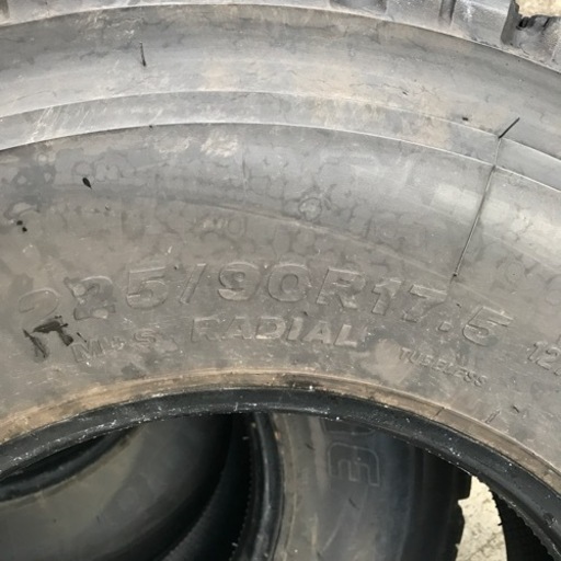 終了」スタッドレスタイヤ「225/90R17.5」6本 | mosan.pe