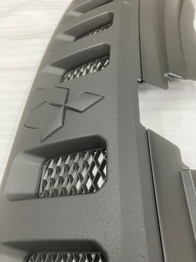 デリカD5 前期型 フロントグリル チッピング マットブラック