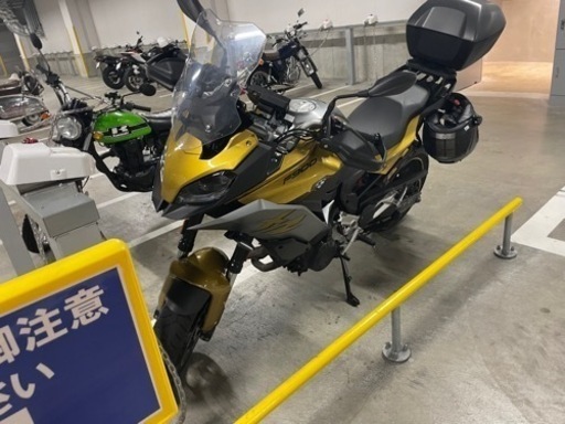 BMWのF900XR買い手を探しています。