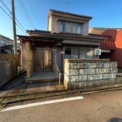 高岡市野村◆戸建賃貸◆駐車場２台分有り◆敷金礼金ゼロ