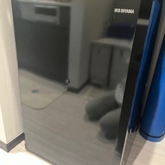 冷凍庫 前開き 小型 85L アイリスオーヤマ　黒
