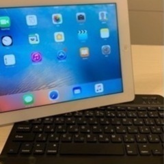 iPad第4世代　wi-fi +cellularモデル