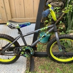 KIDS BAIKE 16インチ 子供用 自転車 BMXタイプ