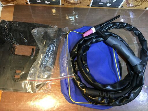 TIG TIG220P 溶接機 ※電源を入れて15~30秒程度で電源が TIG TIG220P 溶接機 ※電源を入れて15~30秒程度で電源が