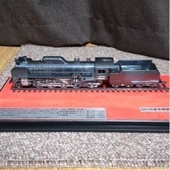 D51形蒸気機関車(1/70模型)