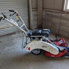 値下げしました！草刈機AZ634