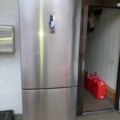 冷蔵庫　270L 2022年製