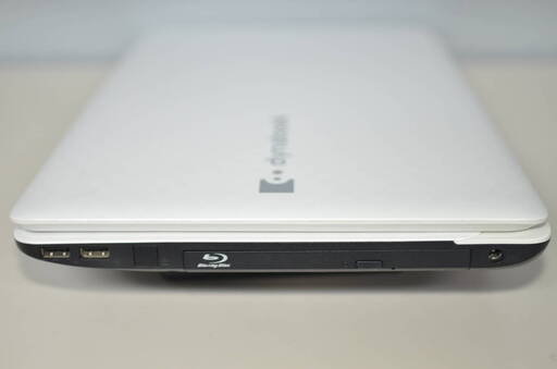 最新Windows11+office 爆速新品SSD256GB 東芝Dynabook T351/57CW 高性能 第二世代i5/4GB/無線内蔵/USB3.0/HDMI/ブルーレイ/便利ソフト