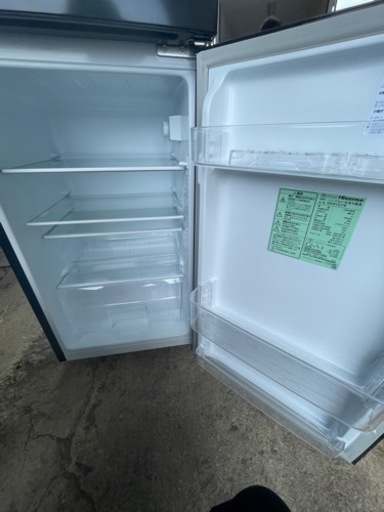 ⭐️2022年製冷蔵庫‼⭐️人気の色を多少キズ有りのためお安くお譲り致します⭐️