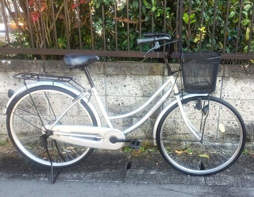 ★美品‼お届け可！★ 26インチ 自転車 『SUNTRUST』シルバー