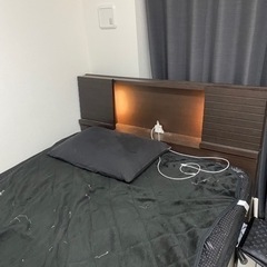 シモンズセミダブルベッド跳ね上げ式収納タイプ マットレス付き