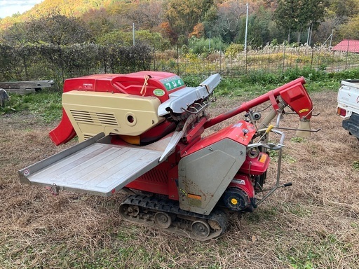脱穀機 ガソリンエンジンです。値下げしました！