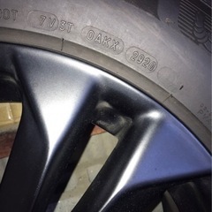 スタッドレスタイヤ、冬用タイヤ