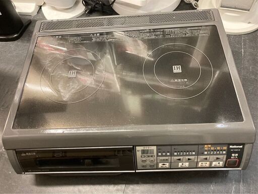 ☆中古￥14,800！【会員価格￥13,000】National 　IHクッキングヒーター　家電　KZ-K221A型　【BK065】