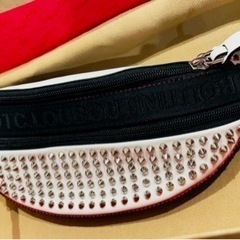 No,147】クリスチャンルブタンParisnyc Spikes ウエスト/バムバック