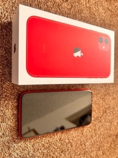 iPhone 11 (PRODUCT)RED 64 GB au 値下げしました！