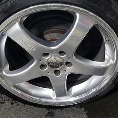 カールソン　5/1 235/35R19