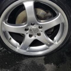 カールソン　5/1 235/35R19