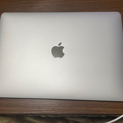 MacBook Pro 2020 13.3インチ corei5 極美品