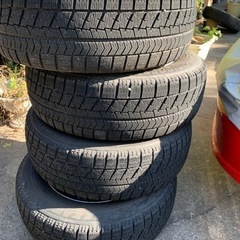 205/65R15スタッドレス、アルミ　ブリヂストンブリザックVRX中古4本セット！