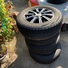 205/65R15スタッドレス、アルミ　ブリヂストンブリザックVRX中古4本セット！