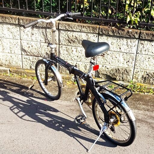 ☆個性的なデザイン‼お届け可！☆ 20インチ 折りたたみ自転車 『302