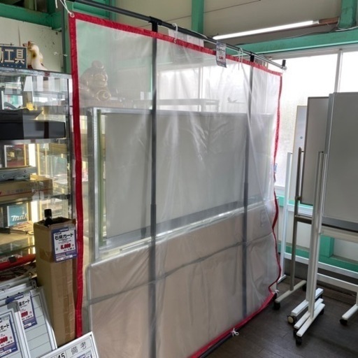 JK-17 【オフィス家具専門店】三陽金属の石飛ガードです！