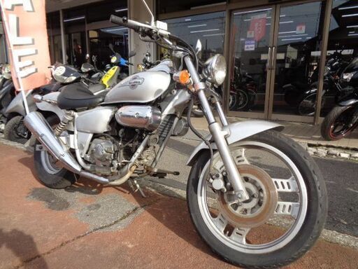 NO.4531　マグナ５０ （ＭＡＧＮＡ）　４サイクル　クラッチ付き４速ミッション　シルバー　☆彡