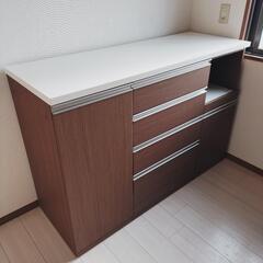 状態良好！ニトリ キッチンカウンター リガーレ 食器棚 レンジボード