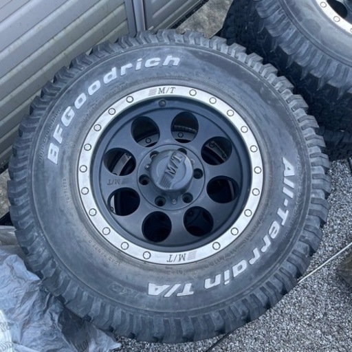 BF Goodrich AT LT275/70R/16 ミッキートンプソン16インチ