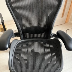 11／19まで　ハーマンミラー　アーロンチェアBタイプ　中古品