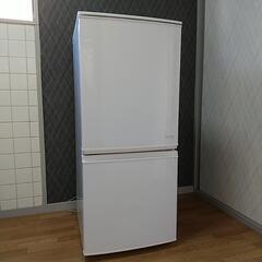 【ネット決済】シャープノンフロン冷凍、冷蔵庫◎２０１７年製