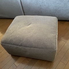 三人掛けソファ　(高級•TERASOH•大塚家具) 定価10万円以上