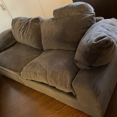 三人掛けソファ　(高級•TERASOH•大塚家具) 定価10万円以上