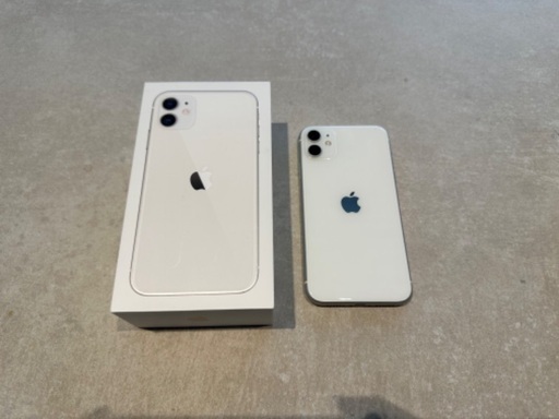 iPhone11 128GB ホワイト SIMフリー