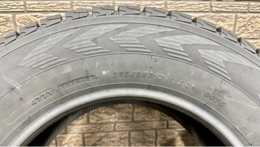 新品未使用】265/65R17 スタッドレスタイヤ プラド サーフ FJクルーザー