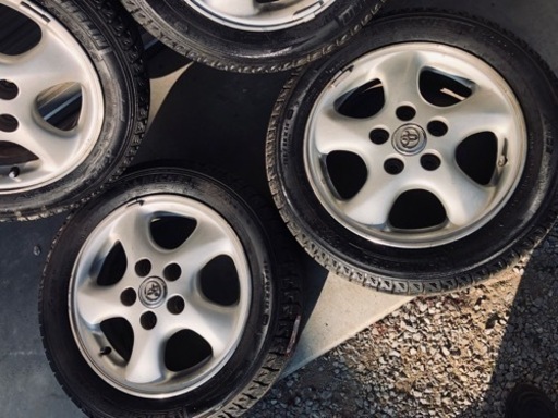 冬タイヤ 195/55R15トヨタ純正アルミ付スタッドレス4本組