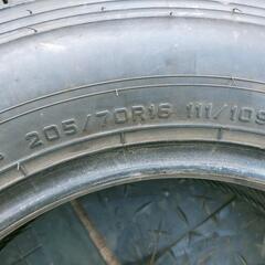 DUNLOP　スタッドレス　6本　トラック　ランクル貨物LTタイヤ205/70/16 2019年製　バリ山