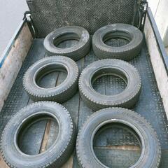 DUNLOP　スタッドレス　6本　トラック　ランクル貨物LTタイヤ205/70/16 2019年製　バリ山